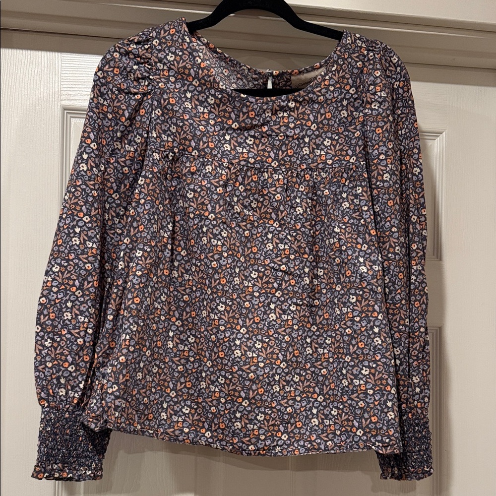 Universal Thread Navy Floral Blouse